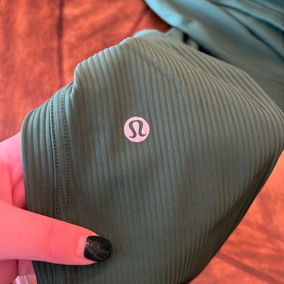 Lululemon Base Pace Leggings - Picture 2 of 4